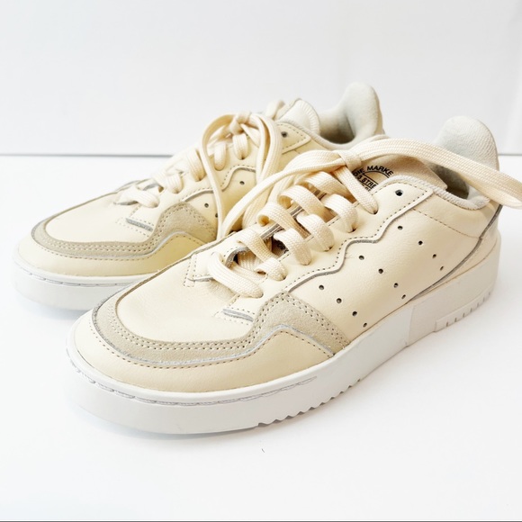 adidas supercourt size 5